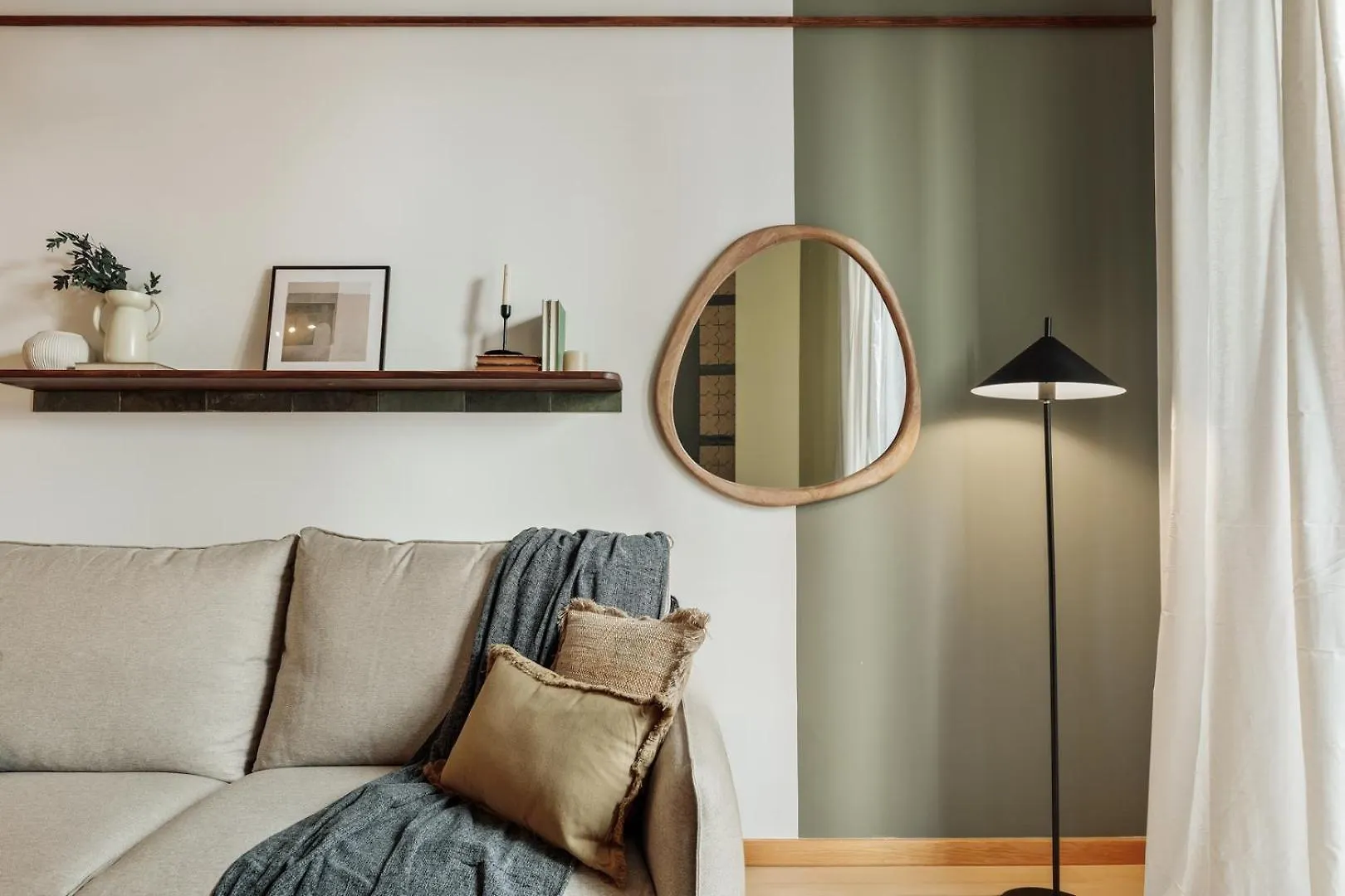 Mercan - 2 Bedrooms In Sant Pere Barcellona 0*,  Spagna